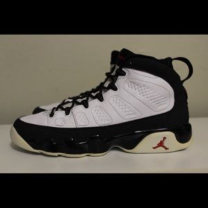 Air Jordan Retro 9 Playoff 2010 Sneakers Size 6.5Y